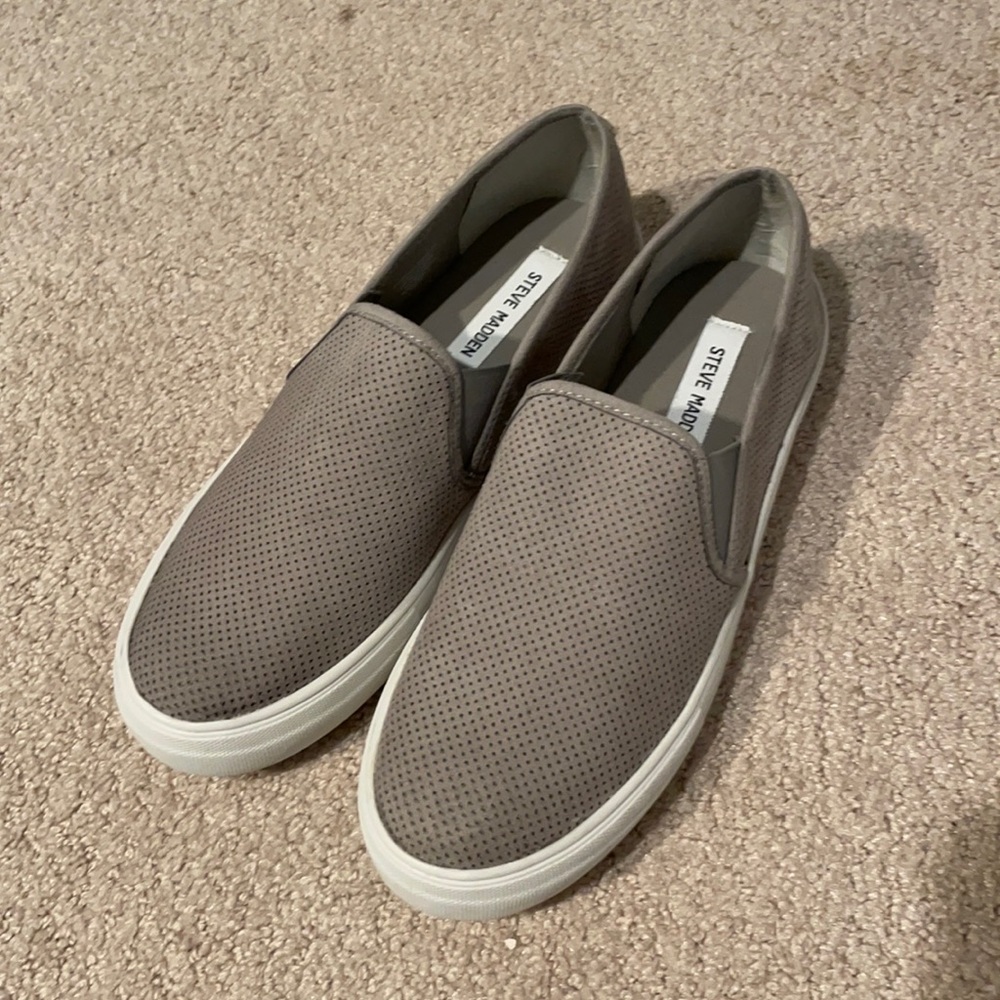 Steve Madden Women's Zarayy Skate Shoe 9